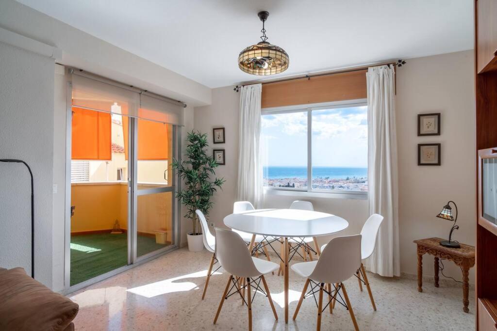 Apartamento Desayuno Con Vistas, Parking Privado Terraza La Cala Del Moral Exterior foto